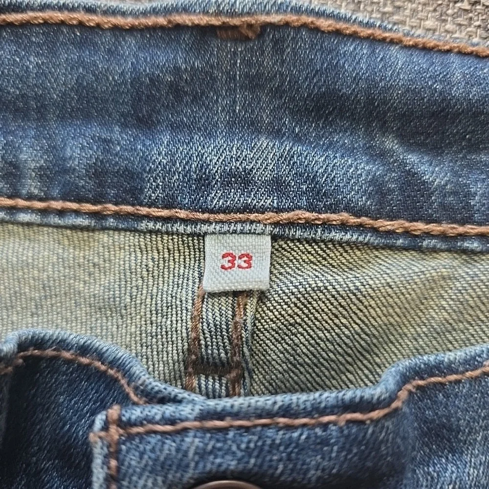 Levis Bermuda Jean Shorts Womens Size 33 Dark Blue Stretch Denim